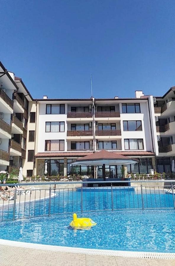 Victoria'S Apartments Nesebar Eksteriør bilde